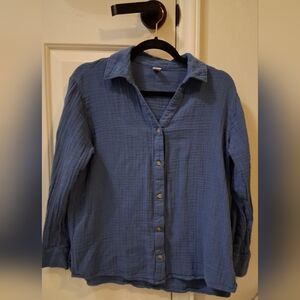 Old Navy Blue Casual Button Down Shirt